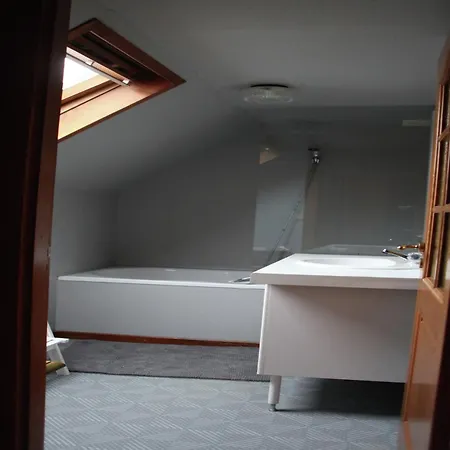 Riverside Escape In Bouillon, Cleaning Included Bouillon