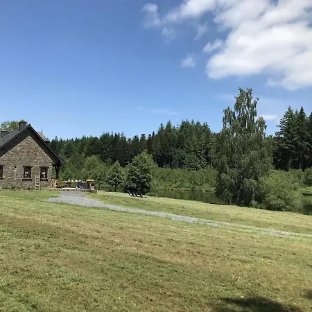 Riverside Escape In Bouillon, Cleaning Included Holiday home
